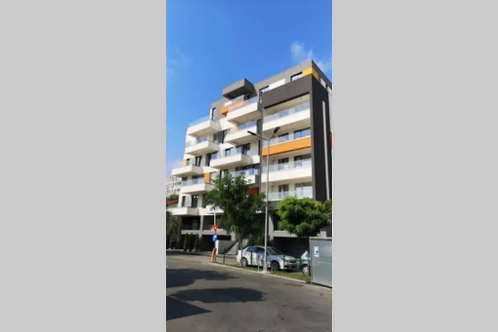 Glamour Dristor Brand New Studio Bucharest Apartment